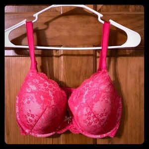 BOGO FREE great condition lace VS bra 34DDD